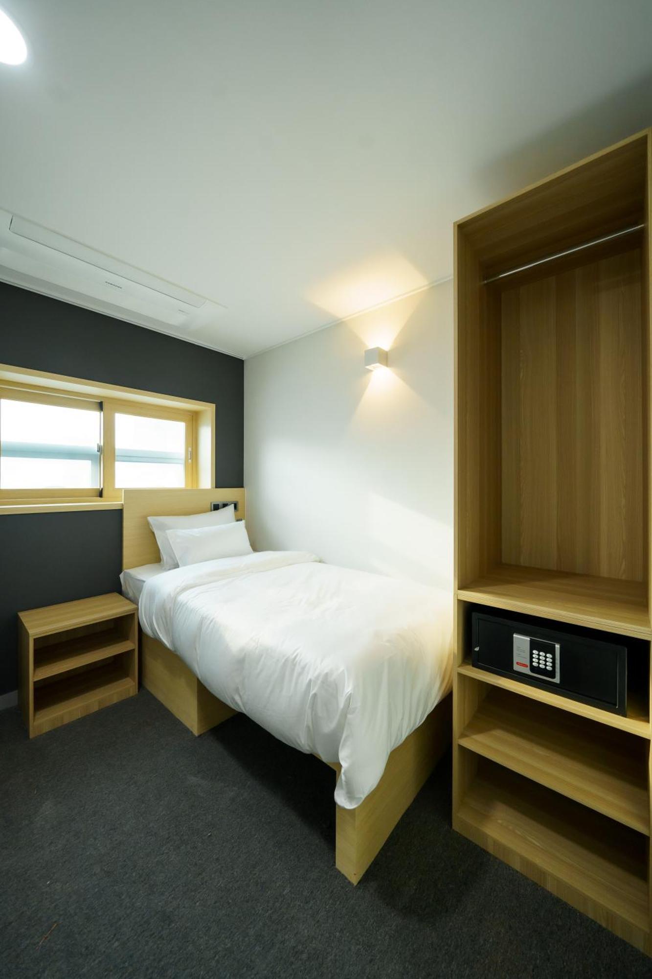 The Stay Hue Myeongdong Seoul Exterior foto